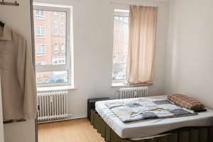 Sonnige, ruhige 2-Zimmer-Altbauwohnung zentral in Kiel – Die vollständige Adresse der Immobilie erhältst du vom Anbieter., 24114 Südfriedhof, Kiel – Vorschaubild 16