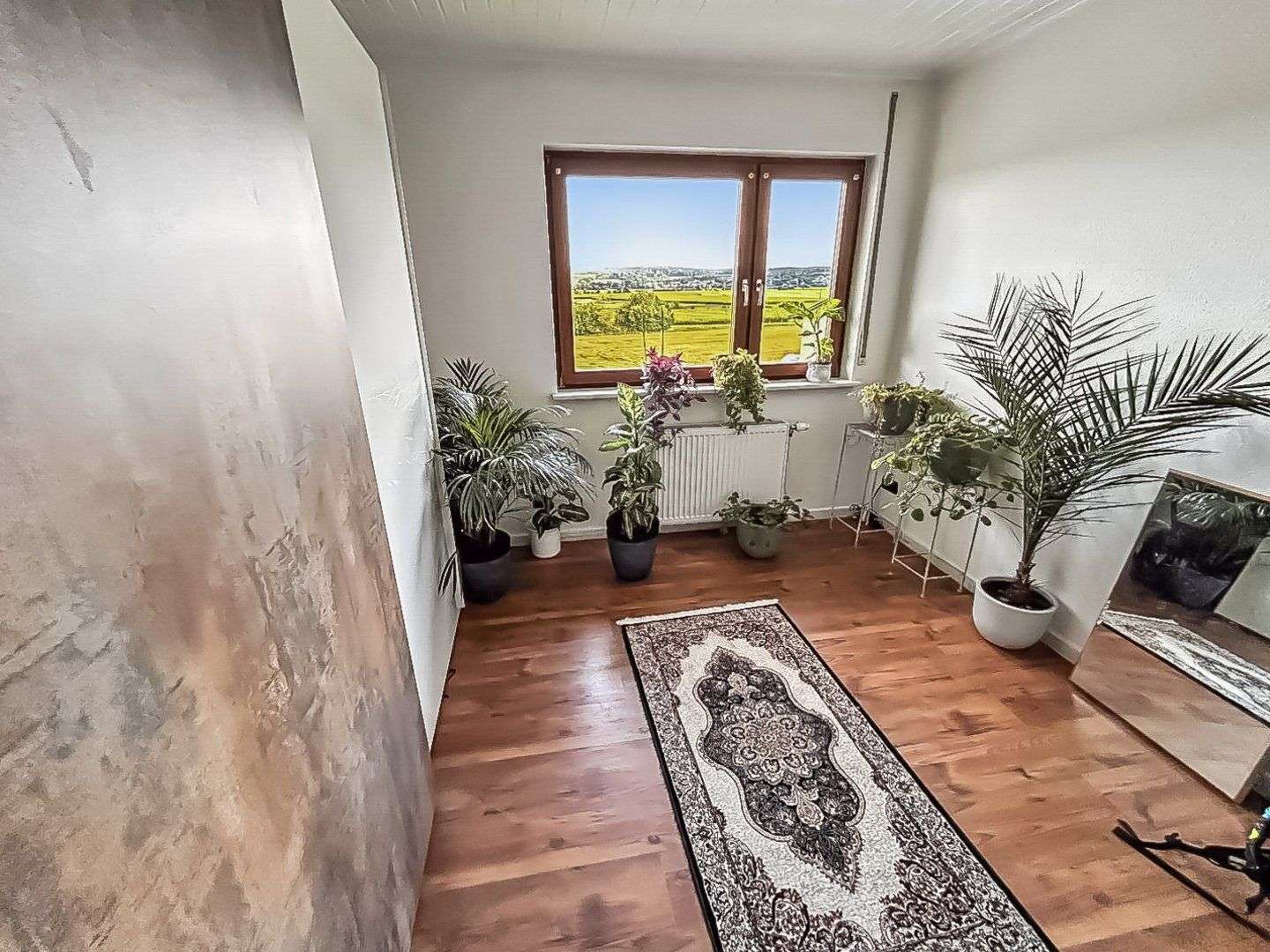 Immobilie in Fronhausen - Schönes, lichtdurchflutetes Einfamilienhaus mit Einliegerwohnung und Garten in Fronhausen - Bild 6