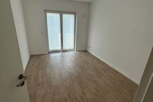 Gartenparadies inklusive: Komfortable 4-Zimmer Wohnung mit toller Einbauküche  und zwei Carport – Die vollständige Adresse der Immobilie erhältst du vom Anbieter., 38442 Ehmen, Wolfsburg – Vorschaubild 40