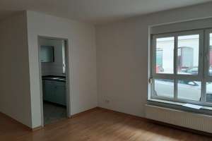 Vermietete 2-Raum-Wohnung mit Südbalkon, TG-Stellplatz in Stadtfeld-Ost – A.- Puschkin- Str. 23, 39108 Stadtfeld Ost, Magdeburg – Vorschaubild 5