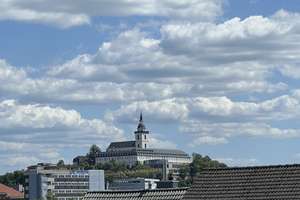 5 - Zimmer Maisonetten mit Wintergarten, Balkon und Michaelsberg-Blick! – Die vollständige Adresse der Immobilie erhältst du vom Anbieter., 53721 Siegburg – Vorschaubild 2