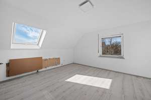 Wohnhaus mit Potenzial: zwei Doppelhaushälften in Münsingen – Die vollständige Adresse der Immobilie erhältst du vom Anbieter., 72525 Münsingen – Vorschaubild 23