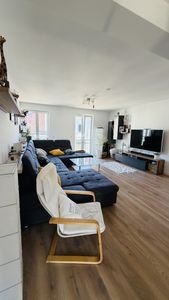 Moderne 3-Zimmer-Wohnung mit großzügiger Terrasse im Neubau