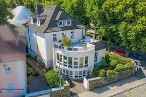 Repräsentative Stadtvilla mit Büroflächen und vielseitigem Wohnkonzept in zentraler Lage – Die vollständige Adresse der Immobilie erhältst du vom Anbieter., 42853 Stadtpark, Remscheid – Vorschaubild 1