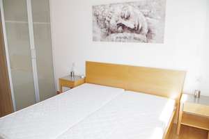 Möbliertes 2-Zimmerappartement im Westen – Augustenstr. 81, 70178 Rotebühl, Stuttgart – Vorschaubild 2