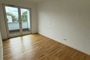 Helle2-Zimmer Wohnung mit Einbauküche und Balkon – Katharina-Boll-Dornberger-Str. 12, 12489 Berlin – Vorschaubild 3