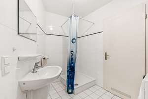 Komfortables Wohnen in der Mitte von Hannover
Zwei-Zimmer-Wohnung mit großer Nutzfläche – Die vollständige Adresse der Immobilie erhältst du vom Anbieter., 30171 Südstadt, Hannover – Vorschaubild 5