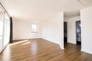 OLDENBURG | OSTERNBURG - Moderne Dachgeschosswohnung in toller Lage! – Die vollständige Adresse der Immobilie erhältst du vom Anbieter., 26135 Drielaker Moor, Oldenburg (Oldenburg) – Vorschaubild 8