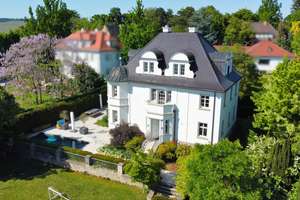 Luxuriöses Familiendomizil mit Pool und Garten – Wohnen auf höchstem Niveau in Würzburg – Die vollständige Adresse der Immobilie erhältst du vom Anbieter., 97074 Frauenland, Würzburg – Vorschaubild 4