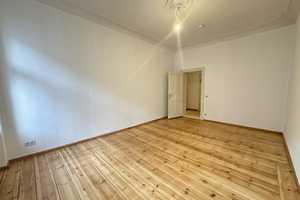 TRAUMHAFTE 2-Zimmer-Altbauwohnung, großer Südbalkon, Altbau-Dielen-bezugsfrei! ruhige Lage! – Dolziger Straße 39, 10247 Berlin – Vorschaubild 3