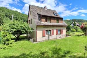 FAMILIENNEST IN WIESBADEN-SONNENBERG! Ein-bis Zweifamilienhaus mit großem Grundstück *Erbpacht*