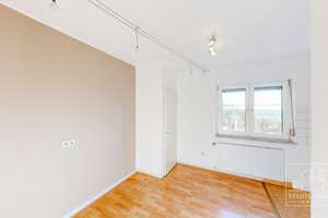 Ruhig, zentral, mit Aussicht – charmante Doppelhaushälfte in Pirmasens – Bismarckstraße 89, 66953 Pirmasens – Vorschaubild 14