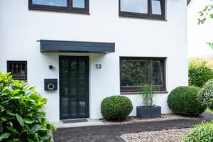 Stilvolles Wohnen im Endreihenhaus mit großzügigem Süd-West-Garten – Hamburg – Vorschaubild 2