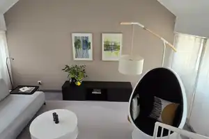 Property thumbnail 2