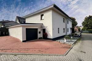 Modernisiert, Garage, Loggia, blickdichter Garten – Die vollständige Adresse der Immobilie erhältst du vom Anbieter., 49191 Belm – Vorschaubild 2