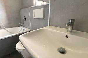 2-Raum-Erdgeschosswohnung mit eigenem Garten und Tiefgaragenstellplatz – Die vollständige Adresse der Immobilie erhältst du vom Anbieter., 1259 Lockwitz, Dresden – Vorschaubild 7