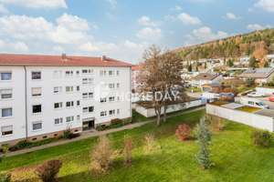 Elegante 3-Zimmer-Etagenwohnung mit Loggia, Einbauküche & Fußbodenheizung – stilvoll modernisiert – Die vollständige Adresse der Immobilie erhältst du vom Anbieter., 78532 Tuttlingen – Vorschaubild 2