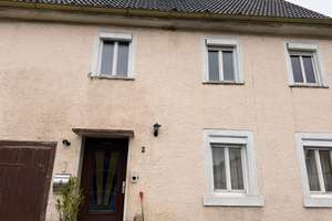 Bauernhaus mit großer Scheune und vielseitigem Potenzial in Wellendingen - 227-26 – Die vollständige Adresse der Immobilie erhältst du vom Anbieter., 78669 Wellendingen – Vorschaubild 2
