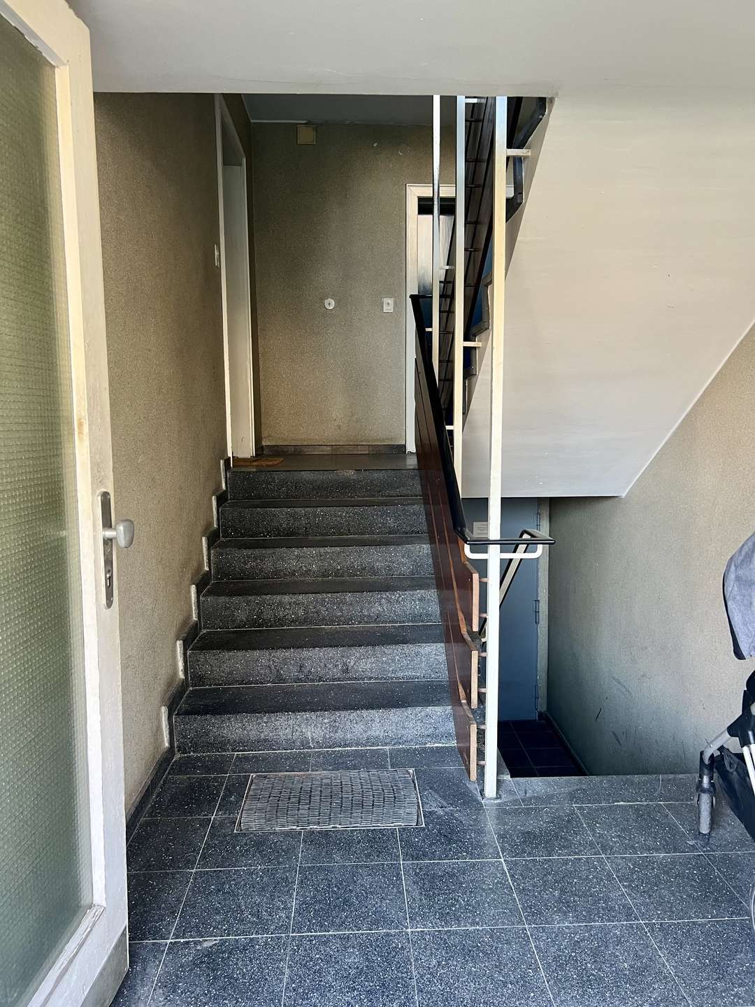 Dachgeschoss mit Ausbaureserve – ideale Gelegenheit für Handwerker & Investoren, Hamburg – Bild 4