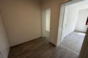 Erstbezug nach Renovierung - 3 Zimmer-Erdgeschosswohnung in Duisburg – Sterkrader Straße 146, 47166 Obermarxloh, Duisburg – Vorschaubild 3