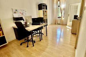 helle 3 Zimmer Wohnung im östlichen Ringgebiet / 2er-WG-geeignet – Gliesmaroder Str. 93, 38106 Östliches Ringgebiet, Braunschweig – Vorschaubild 1