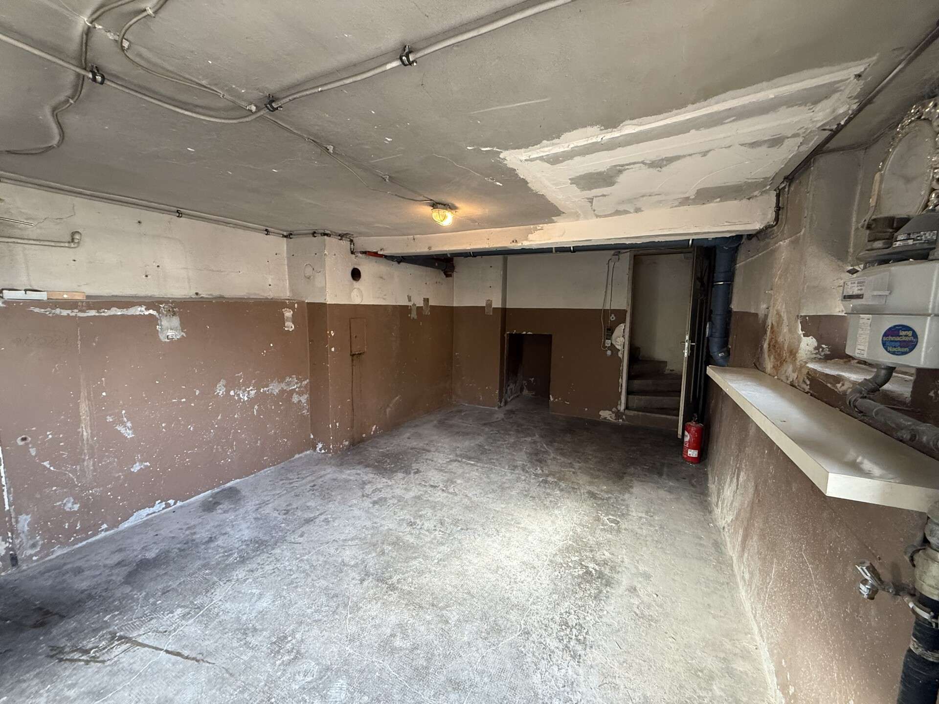 Immobilie in Neuhausen auf den Fildern - Doppelhaushälfte mit Potenzial in zentraler Lage von Neuhausen - provisionsfrei! - Bild 20