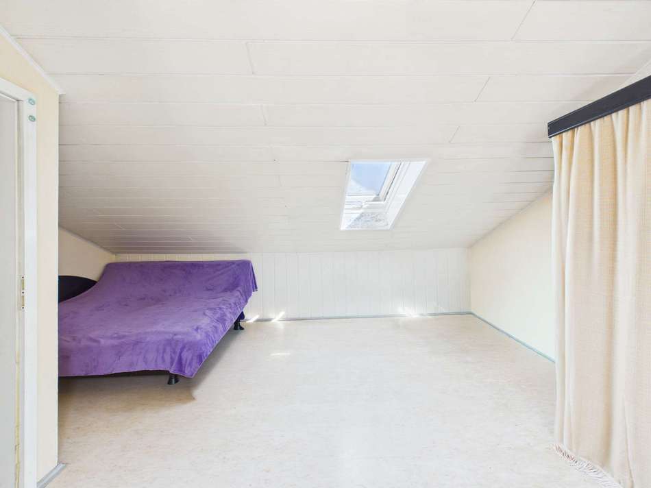 Schlafzimmer DG