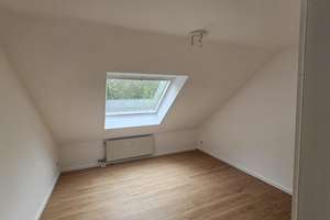 Renovierte 3 Zimmer Dachgeschosswohnung, Balkon, und TG Stellplatz in Sontheim – Güldensteinstr. 127, 74081 Sontheim, Heilbronn – Vorschaubild 6
