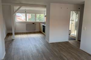 Neu saniert - Blick über Jena:  DG ca. 46 m², 2 Zimmer, ruhig & zentrumsnah – Golmsdorfer Straße 21, 7749 Wenigenjena, Jena – Vorschaubild 14