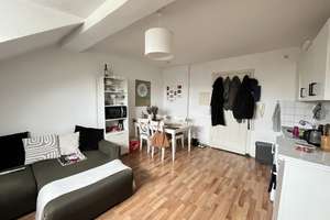 *SUPER POTENZIAL IM DÜSSELTAL* - WOHNUNG + DACHBODEN – Ahnfeldstr. 13, 40239 Düsseltal, Düsseldorf – Vorschaubild 2