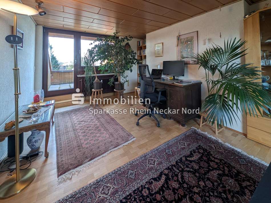 Wohnzimmer mit Loggia