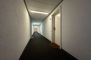 Bezugsfrei nach Modernisierung: 2-Zimmer-Wohnung mit Balkon & Domblick im Uni-Center Köln! – Luxemburger Str. 124-136, 50939 Sülz, Köln – Vorschaubild 27