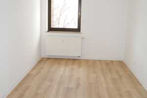 Frisch renoviert & nagelneue EBK; Balkon; 2 Raumwohnung in ruhiger Lage!!! – Pleißbachstr. 3, 9113 Chemnitz – Vorschaubild 6