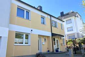 RESERVIERT ++ CHARMANTES 1-2-FAMILIENHAUS FÜR FAMILIEN oder MEHRGENERATIONENHAUS - 2 EINGÄNGE ++ – Solingen – Vorschaubild 3