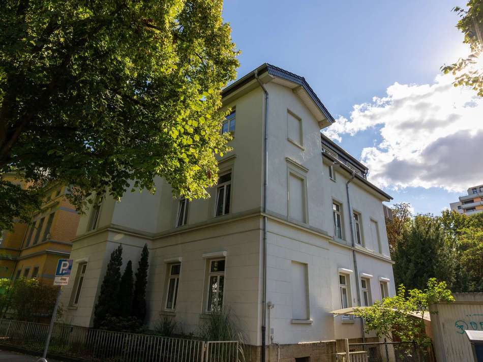 Außenansicht von vorne