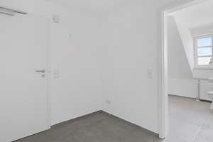 Umfangreich renovierte 2-Zimmer-Wohnung inkl. EBK in zentraler Lage von Mailing – Regensburger Straße 284, 85055 Mailing, Ingolstadt – Vorschaubild 9