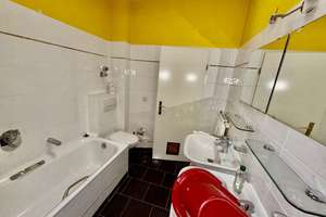 Zum 01.07.2026 bezugsfrei: Ruhige  3-Zimmer-DG-Altbau-Wohnung  mit Sonnenterrasse nahe Schillerpark – Oudenarder Str. 7, 13347 Wedding, Berlin – Vorschaubild 6