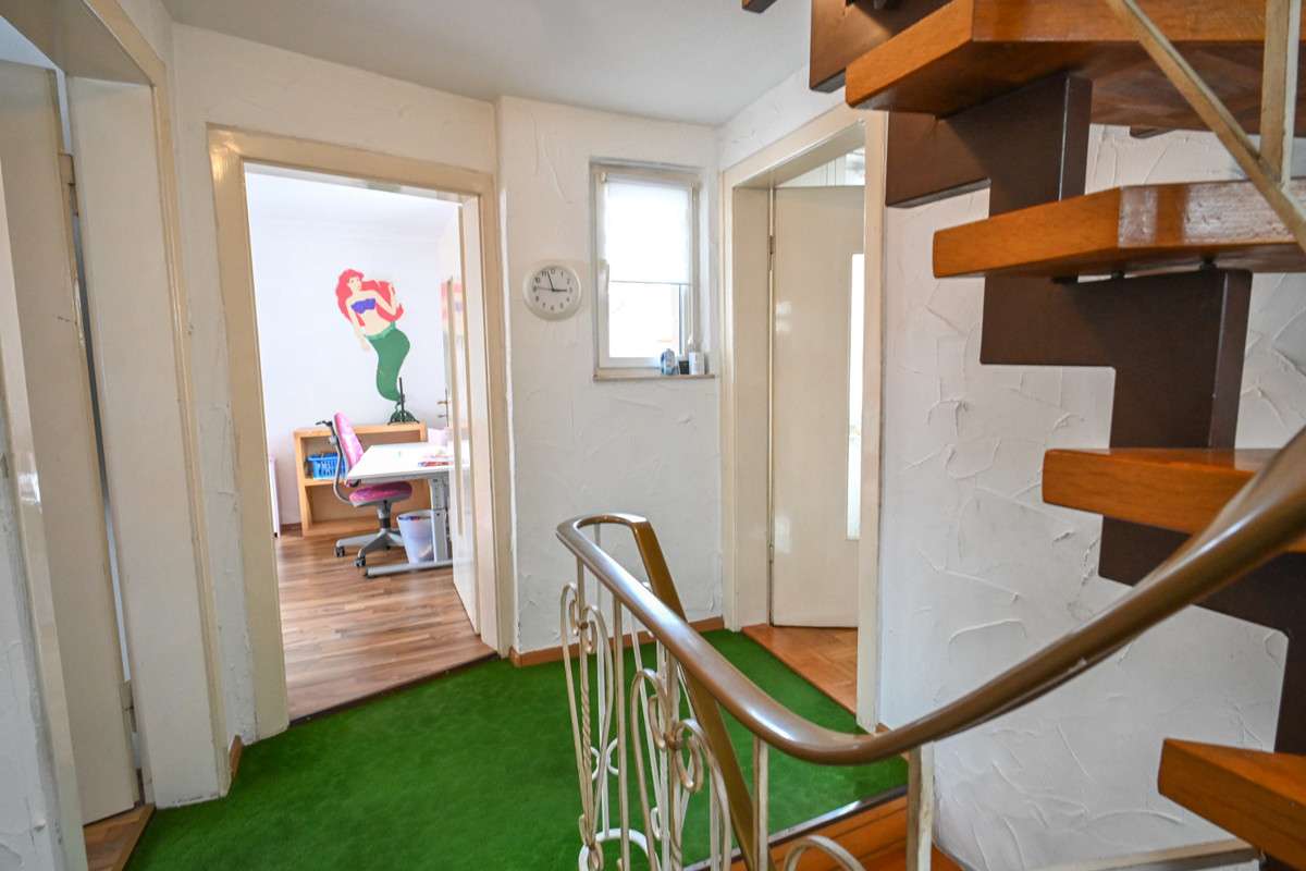 Immobilie in Großostheim - Einfamilienhaus mit Terrasse und Hofbereich in Großostheim! - Bild 16