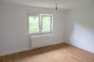Frisch renovierte 3 ZKB-Wohnung mit Balkon in zentraler Lage – Friedrich-Wilhelm-Str. 80, 57074 Siegen-Wittgenstein (Kreis) – Vorschaubild 4