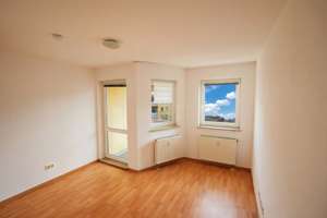 Gemütliche 1-Zimmer-Wohnung in verkehrsgünstiger Lage in Fürth – Die vollständige Adresse der Immobilie erhältst du vom Anbieter., 90763 Nördliche Südstadt, Fürth – Vorschaubild 7
