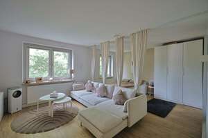 helle ruhig gelegene 2-Zimmer-Wohnung mit großer Küche, Diele, Bad, Balkon - variable Raumaufteilung – 40470 Mörsenbroich, Düsseldorf – Vorschaubild 5