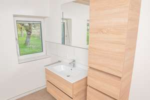 Willkommen Zuhause: Geräumiges Haus mit zwei Wohneinheiten & sonnigem Garten! – Die vollständige Adresse der Immobilie erhältst du vom Anbieter., 89347 Bubesheim – Vorschaubild 9