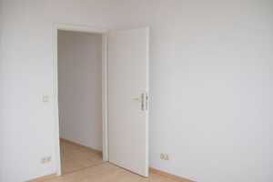 Sonnige 3-Raum-DG-Wohnung mit Balkon in Magdeburg-Sudenburg sucht neue Mieter – Klausenerstraße 8, 39112 Magdeburg – Vorschaubild 19