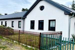 MODERNISIERTER BUNGALOW MIT GROßEM TRAUMGRUNDSTÜCK IN LAUCHHAMMER – Die vollständige Adresse der Immobilie erhältst du vom Anbieter., 1979 Lauchhammer – Vorschaubild 1