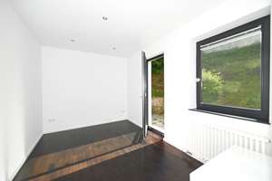 ***PRIVILEGIERTES WOHNEN MIT HERRSCHAFTSCHARAKTER*** – 70329 Obertürkheim (Ortsteil), Stuttgart – Vorschaubild 12