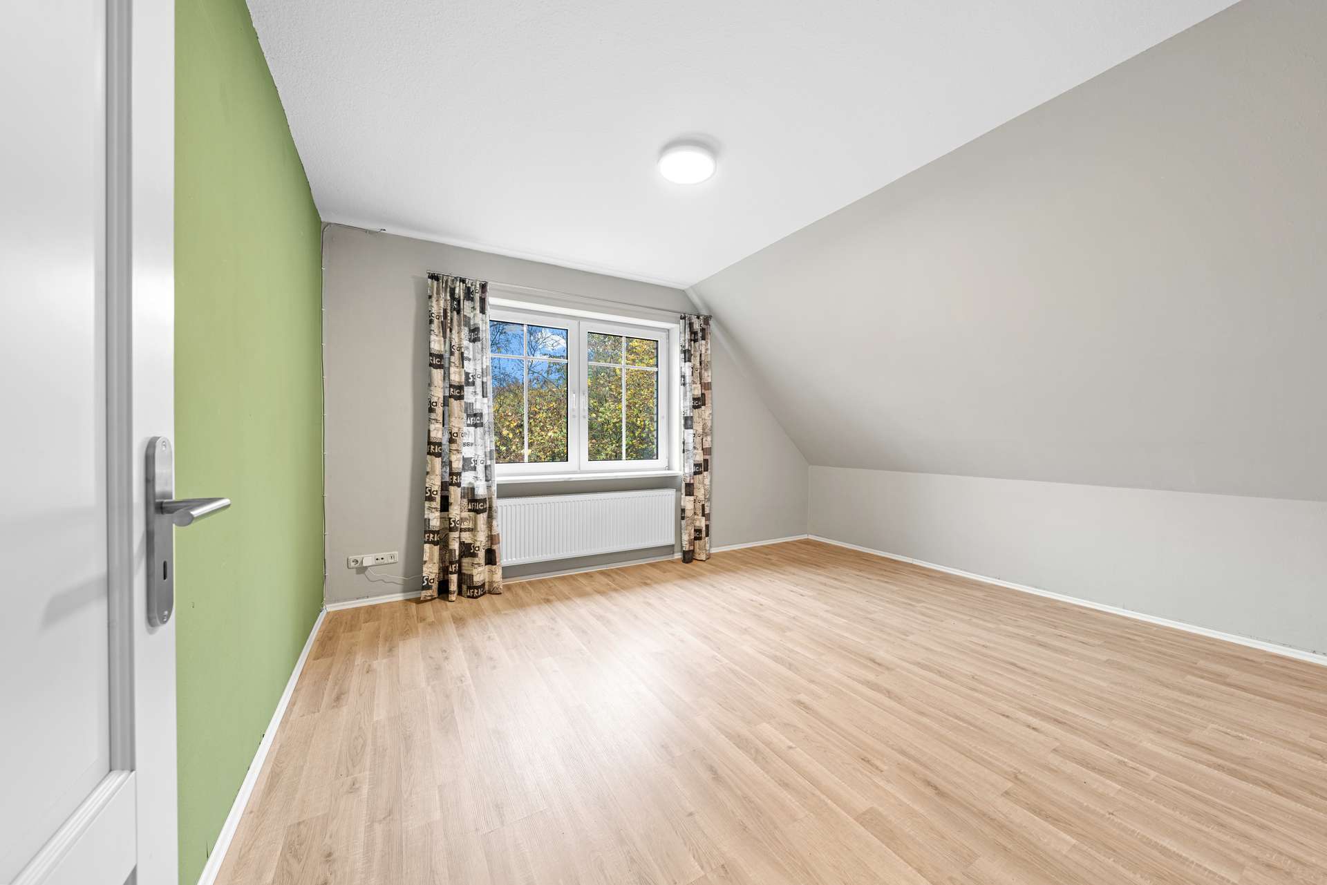 Immobilie in Hasenkrug - Ein Zuhause mit doppelter Stärke - Wohnen und Arbeiten unter einem Dach! - Bild 18