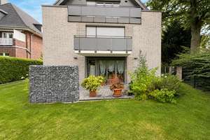 Hochwertige  Erdgeschosswohnung mit Terrasse und Tiefgaragenstellplatz. – Die vollständige Adresse der Immobilie erhältst du vom Anbieter., 22453 Niendorf, Hamburg – Vorschaubild 3