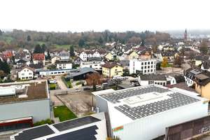 Attraktive Investmentliegenschaft bestehend aus Dreifamilienhaus, Kalthalle und Bürotrakt – Die vollständige Adresse der Immobilie erhältst du vom Anbieter., 76532 Oos, Baden-Baden – Vorschaubild 2
