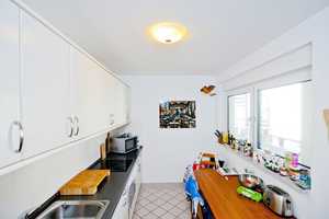 2 Zi-Whg mit sehr großem Balkon Aufzug EBK und TG – Neue Schönhauser Strasse 6, 10178 Berlin – Vorschaubild 4