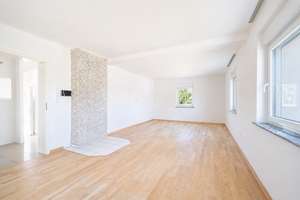 Kernsaniertes Einfamilienhaus mit Nebengebäude, diversen Nutzungsmöglichkeiten und Feldblick – Die vollständige Adresse der Immobilie erhältst du vom Anbieter., 81249 Lochhausen, München – Vorschaubild 6